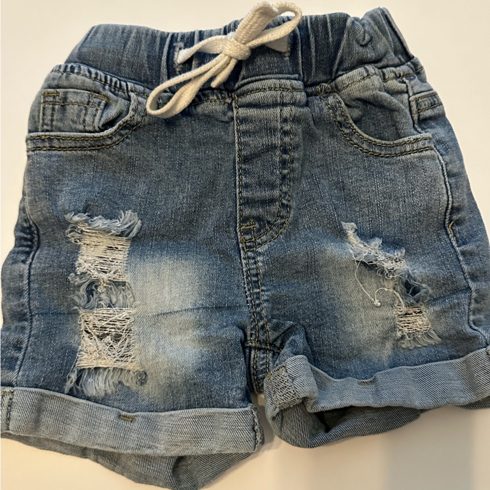 Little bibsy jean shorts 2-3T